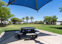 
                                	        Vistoria On Mountain View
                                    