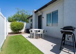 
                                	        Vistoria On Mountain View
                                    