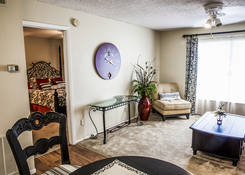 
                                	        Somerset Apartments
                                    