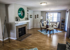 
                                	        Somerset Apartments
                                    