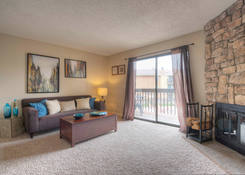 
                                	        Silver Reef Apartments
                                    
