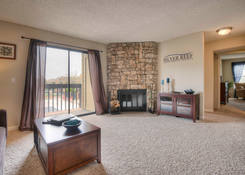
                                	        Silver Reef Apartments
                                    