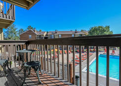 
                                	        Silver Reef Apartments
                                    