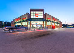 
                                	        Walgreens Plaza
                                    