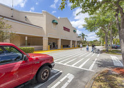 
                                	        North Hills Square Shopping Center
                                    