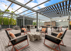 
                                	        JTB Apartments
                                    